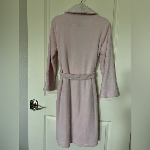 Laura Ashley Robe - Picture 4 of 8